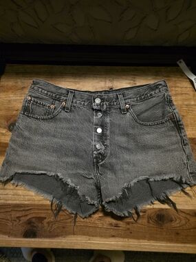 Women’s High-Rise Levi 501 Distressed Denim Shorts